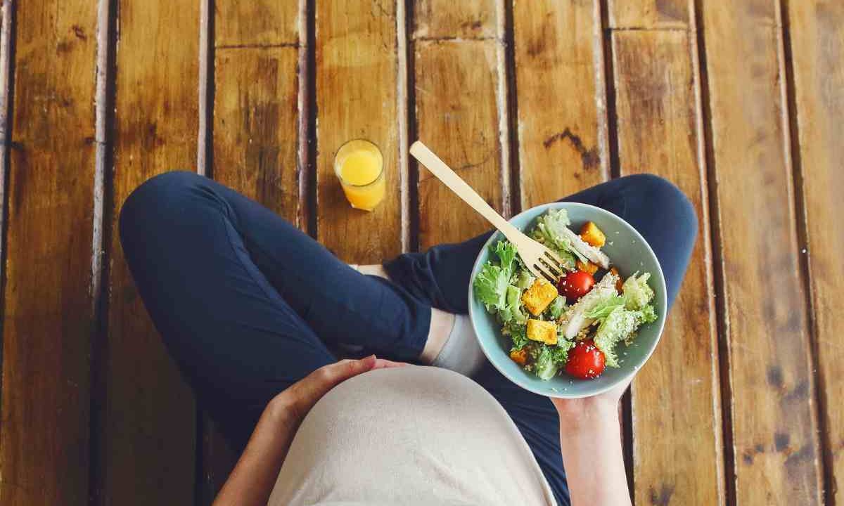 cosa non dovresti mangiare in gravidanza