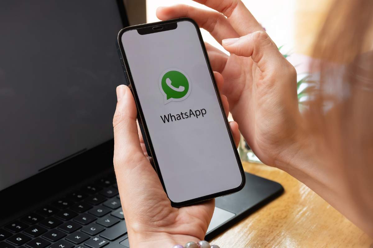 novità whatsapp con IA